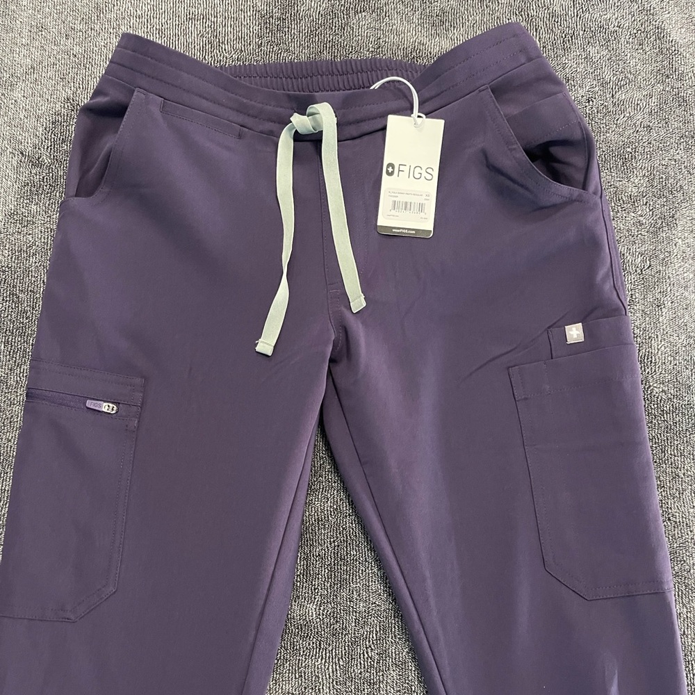 Figs-Yola skinny pants xs regular (Brand new with tags)